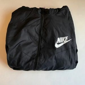 Nike Windbreaker size small black